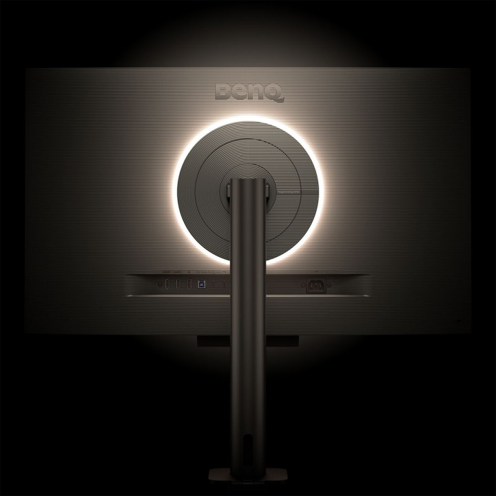 BENQ 28.2  IPS 32 3840X2560 95  P3 WIDE COLOR